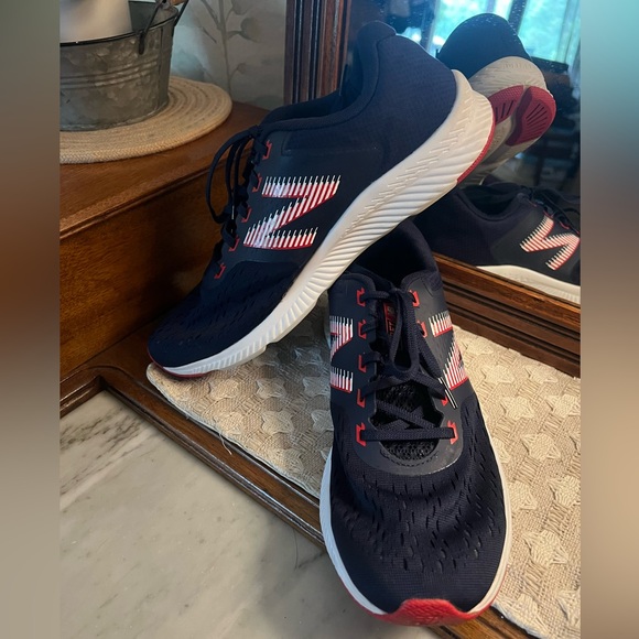 NEW BALANCE Classic Casual DRFT V1 Running Sneakers Navy Blue Red White Men's 10 - Picture 1 of 6